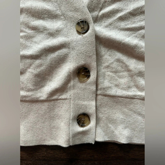 American Eagle Cream Colored Cardigan- X-Small - Picture 2 of 4
